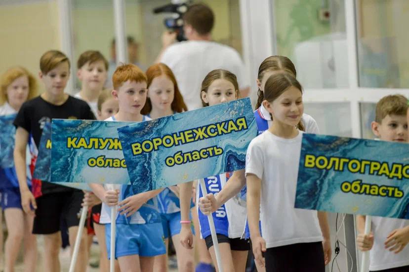 Со 2 по 8 июня во дворце спорта «Буртасы» проходит первенство России по прыжкам в воду.