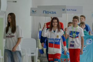 С 19 по 22 июня в физкультурно оздоровительном комплексе «Дельфин» проходит 3 этап всероссийских соревнований «Детская Лига Плавания «Поволжье», посвященные памяти Героя России Плотниковой Марины Владимировны