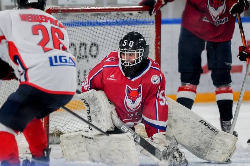 Photo 2025 12 06 21 04 20 6 Декабря В Спортивно-Зрелищном Комплексе «Дизель-Арена» Стартовал Первый Детско-Юношеский Хоккейный Турнир, Посвященный Памяти Героя России И Уроженца Пензенской Области Валерия Владимировича Канакина.